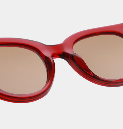 LILLY RED